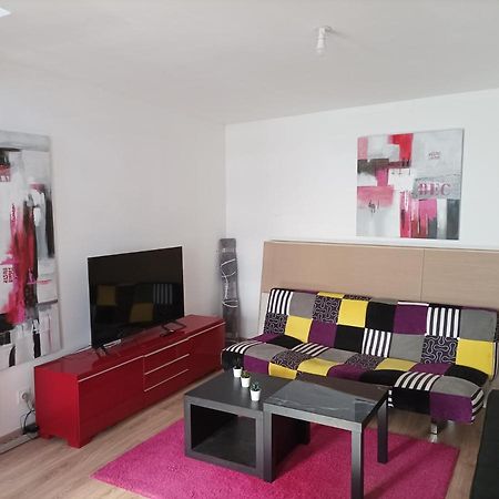 Petite Maison Agreable Pour 6 Voyageurs Bogny-sur-Meuse Exterior photo