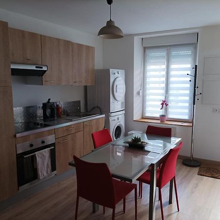 Petite Maison Agreable Pour 6 Voyageurs Bogny-sur-Meuse Exterior photo